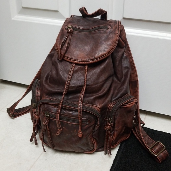 Icing Handbags - Vintage brown backpack faux leather